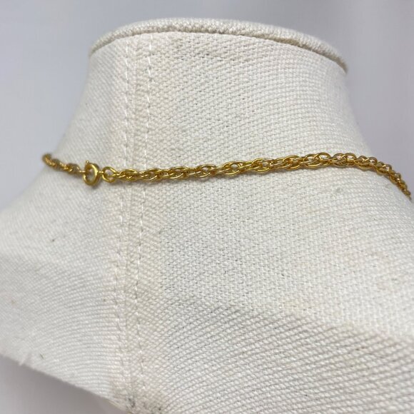 Vintage Floral Pendant Necklace Gold-Tone Feminine Roses Long Length Girly Retro - Picture 5 of 8